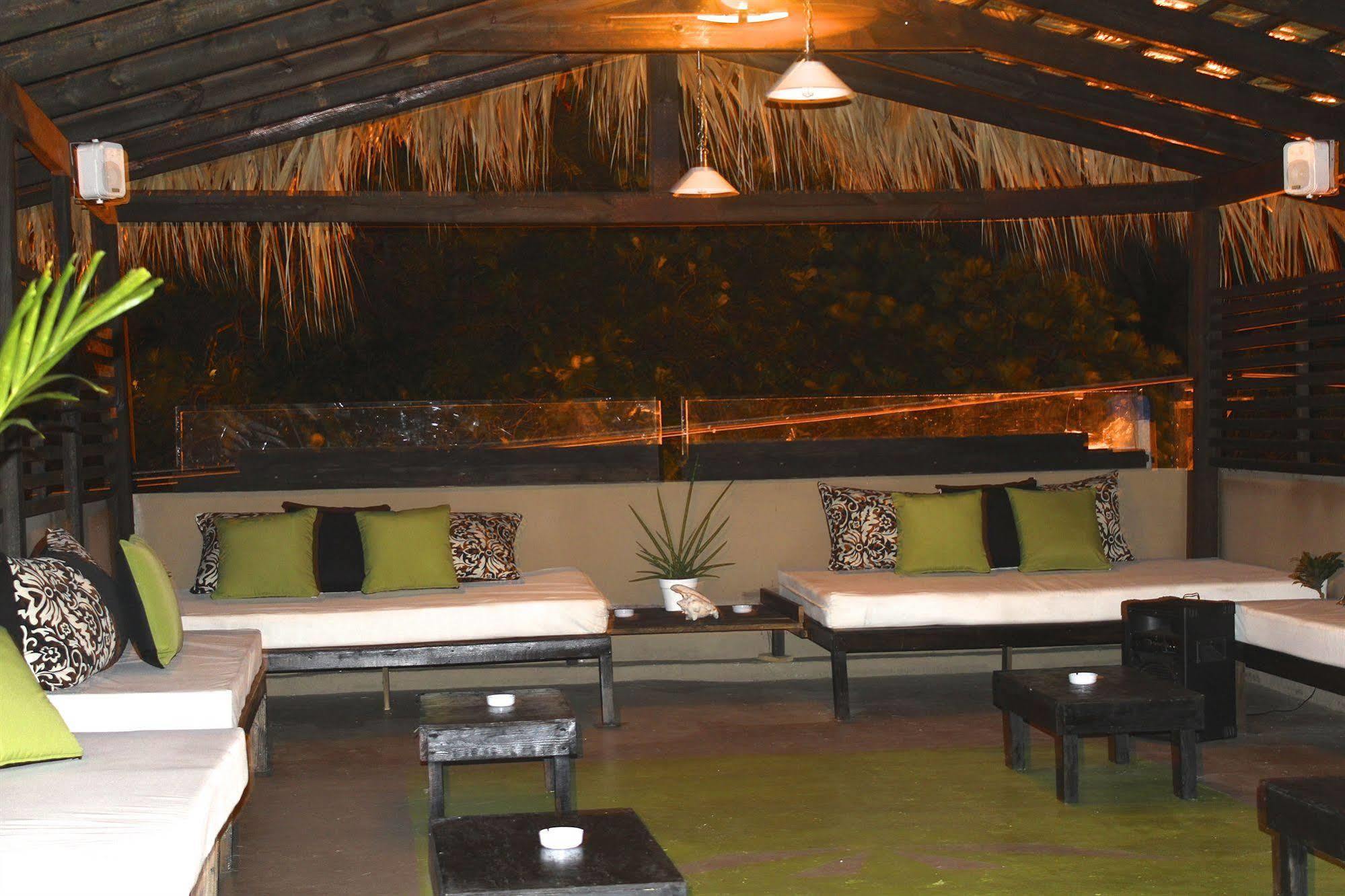Urban Cabana Sosúa エクステリア 写真
